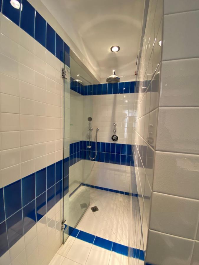 La Porta Azzurra - Casa Vacanze Комо Екстериор снимка