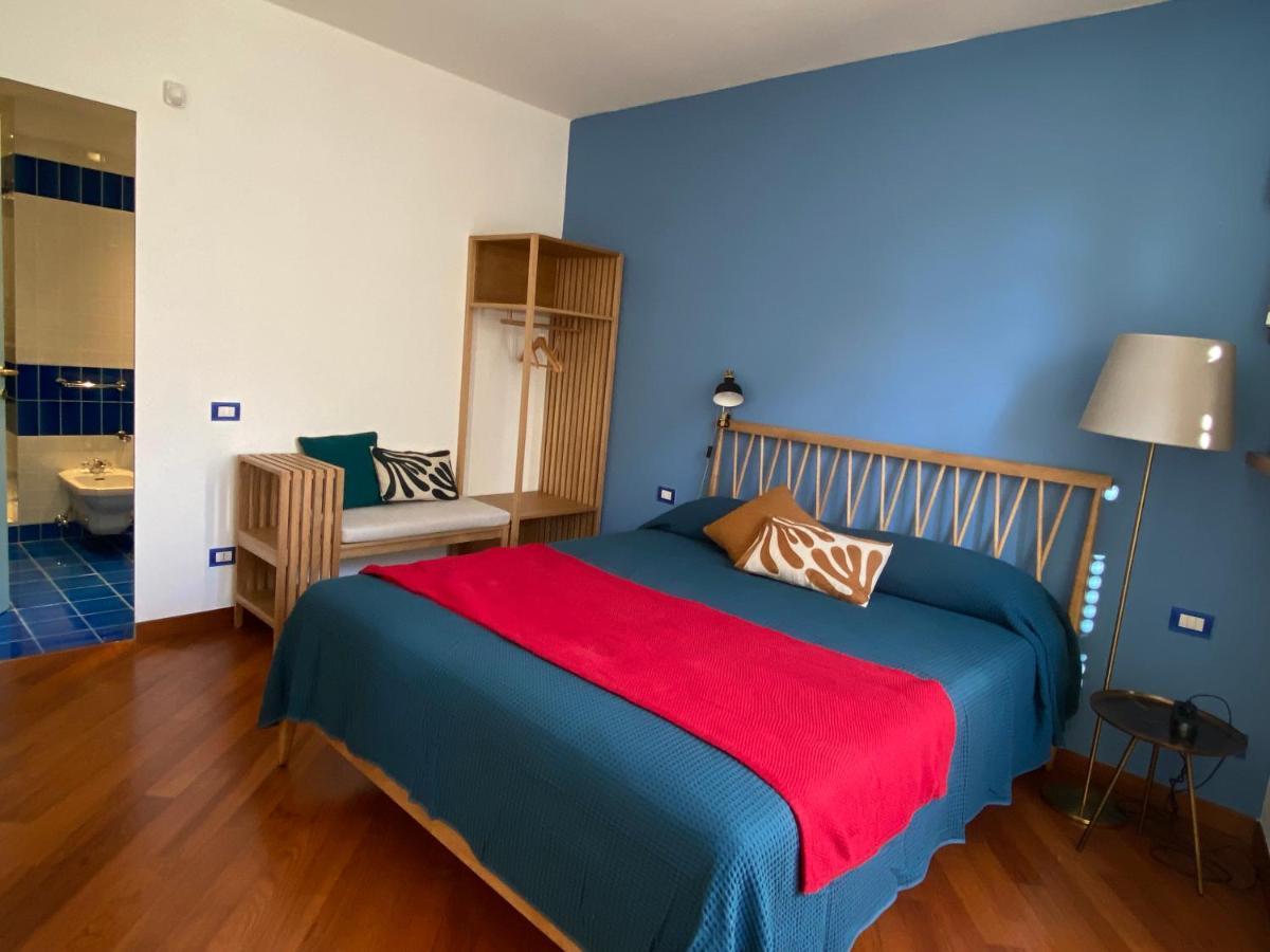 La Porta Azzurra - Casa Vacanze Комо Екстериор снимка