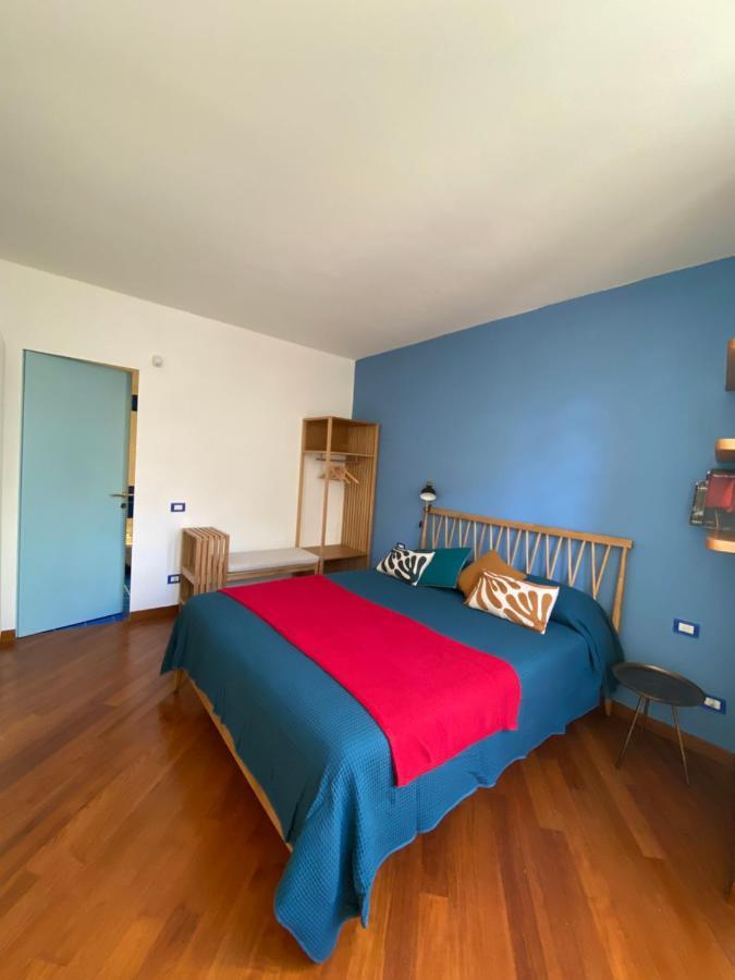 La Porta Azzurra - Casa Vacanze Комо Екстериор снимка